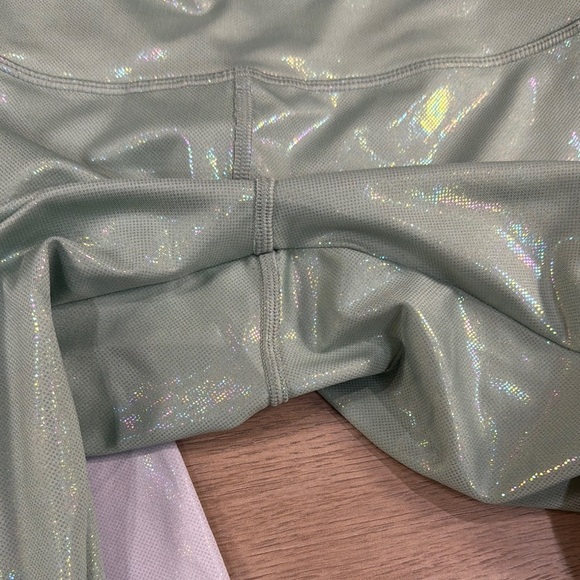 Forever 21 Women’s Iridescent leggings tight- set of 2 Green Silver - Picture 4 of 13